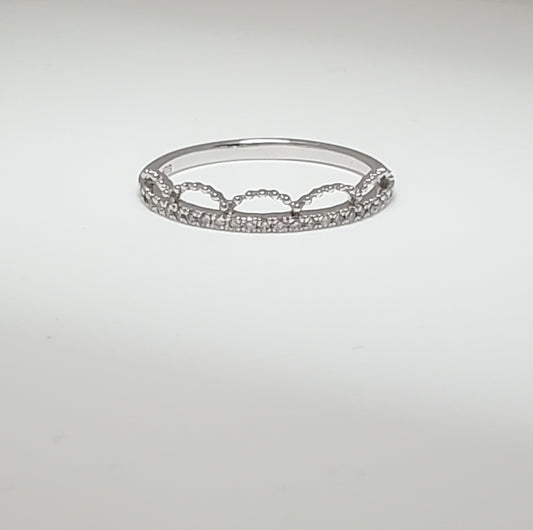 10k White Gold Diamond Ring