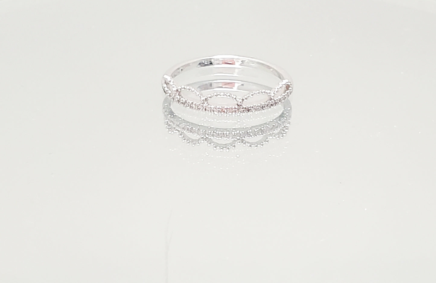 10k White Gold Diamond Ring