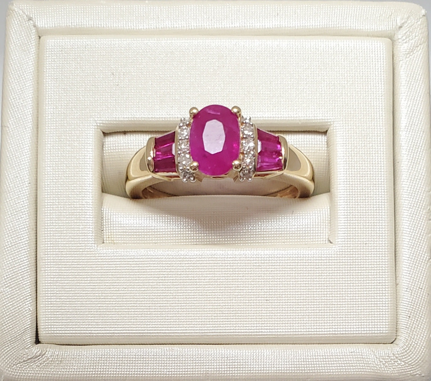 14k Yellow Gold Diamond and Ruby Ring