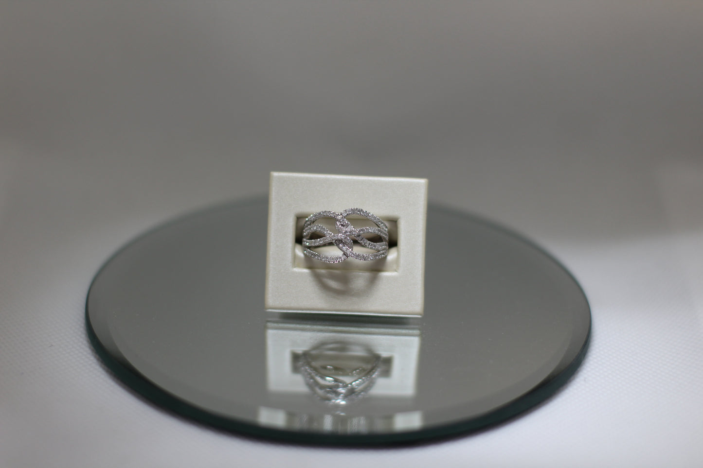 Ladies Diamond Ring